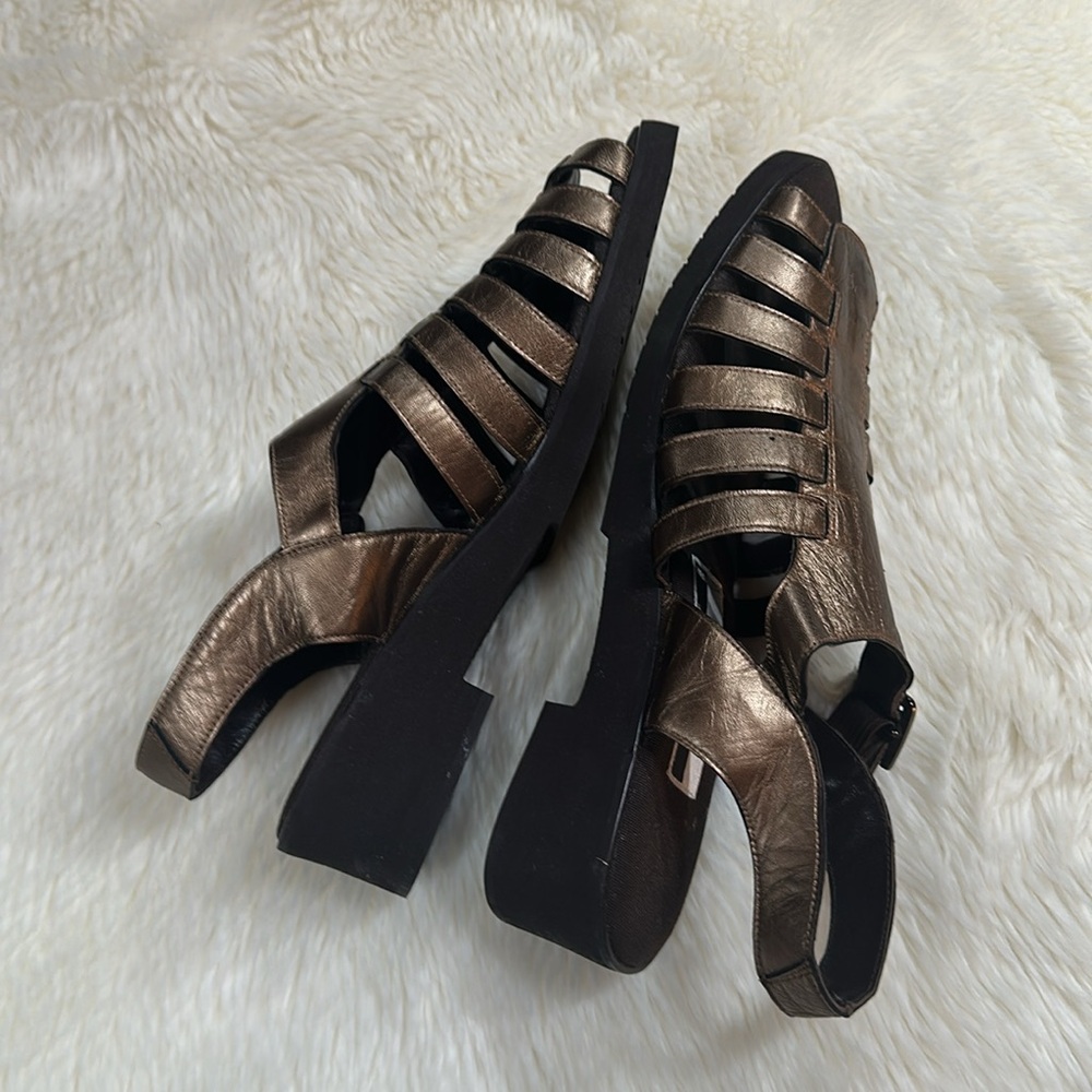André Assous Featherweights Sandals - Picture 7 of 10